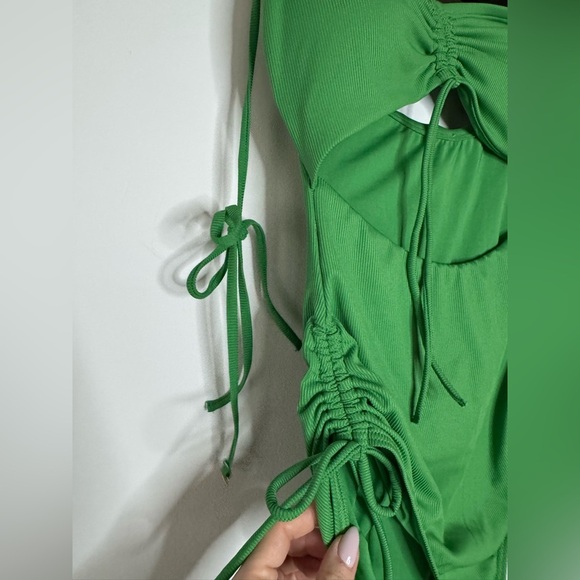 La Vie en Rose Emerald Green Swimsuit – Size Medium – NWT - Picture 3 of 13